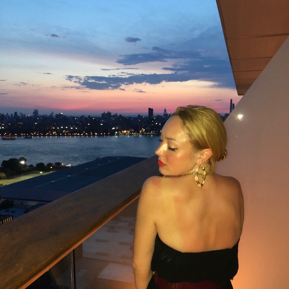 Meet your Posher, Maggie - Picture 3 of 3